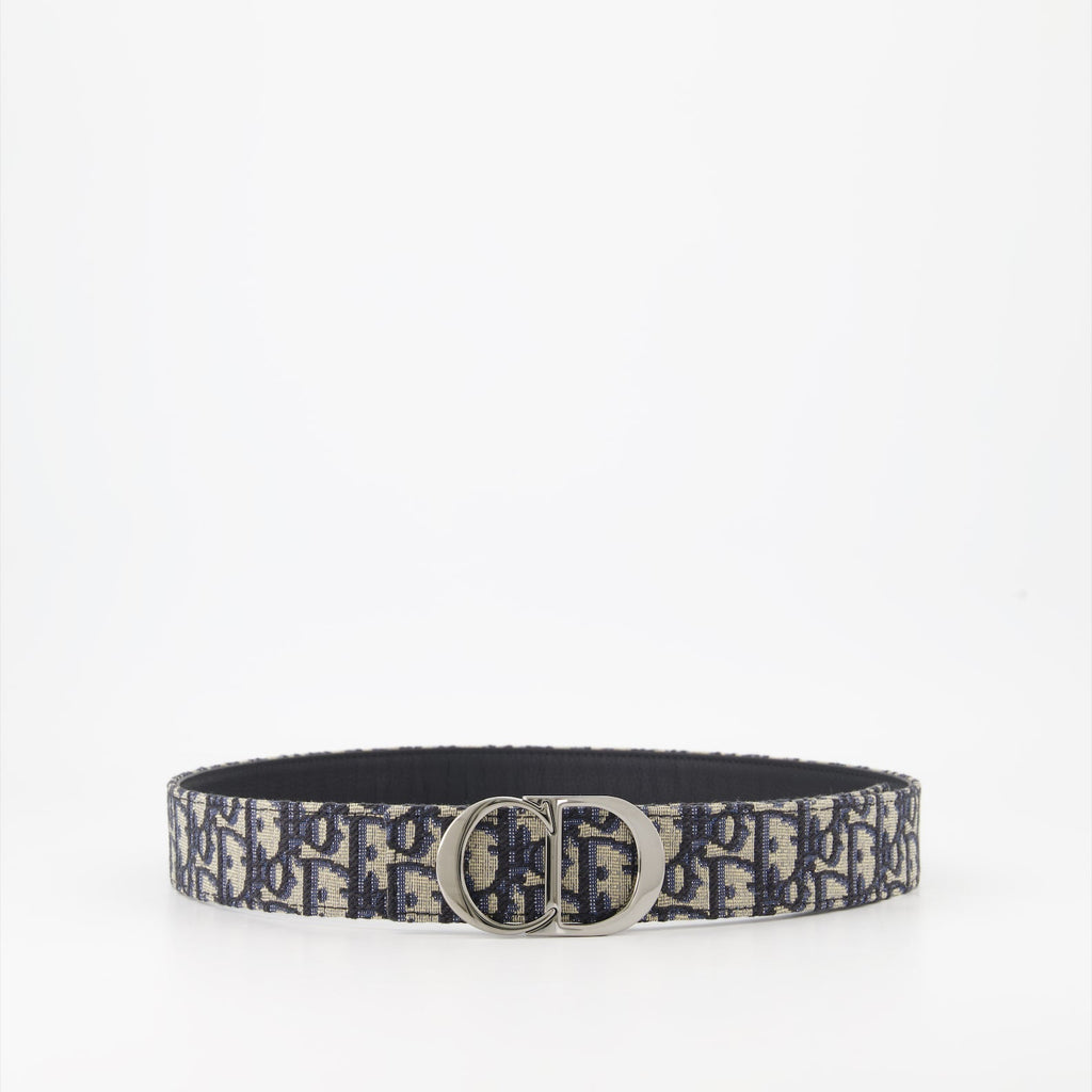 Oblique Belt