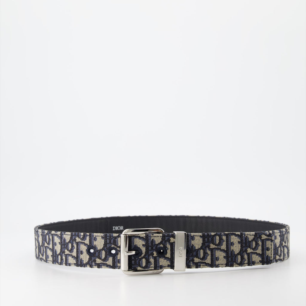 Oblique Belt