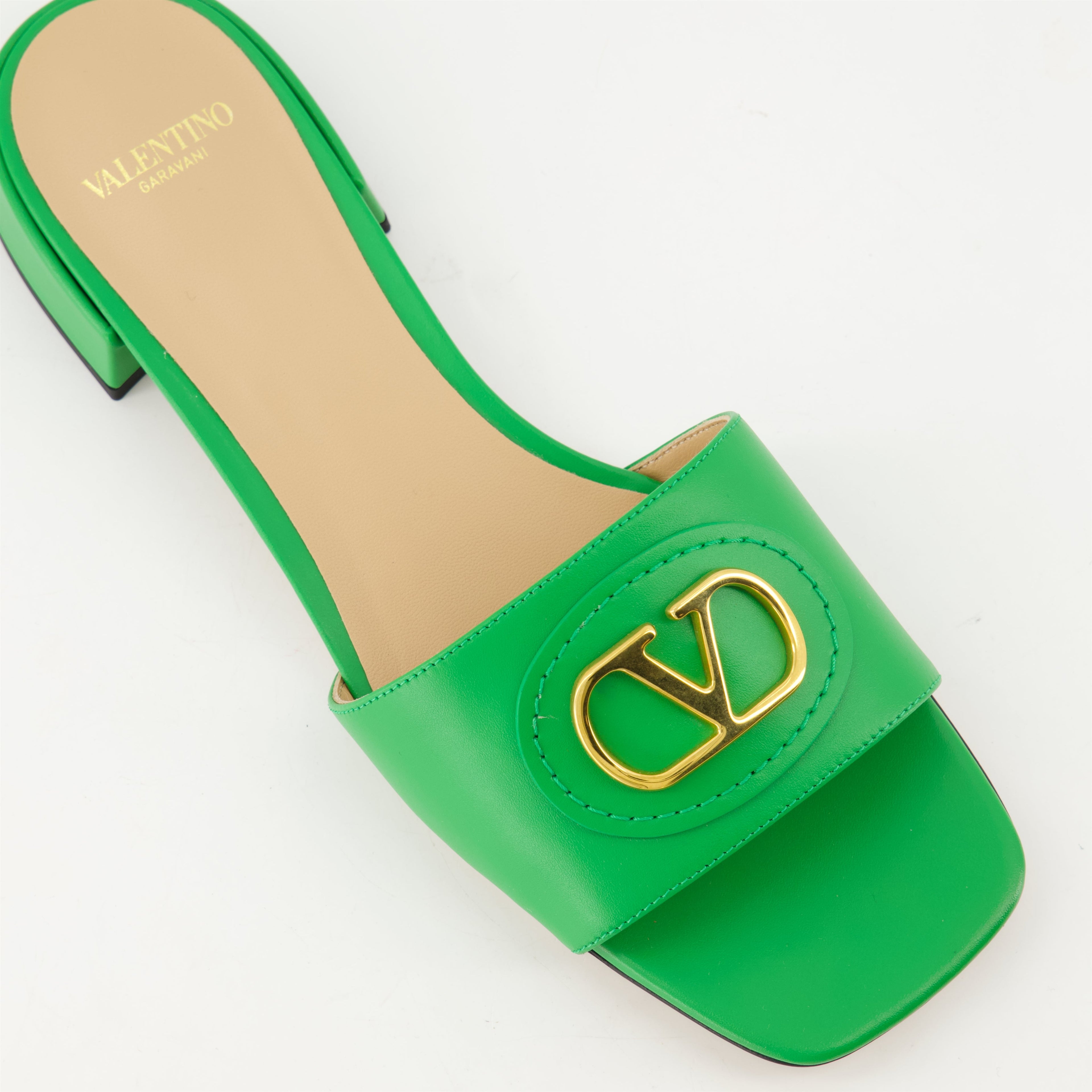 VLogo Mules