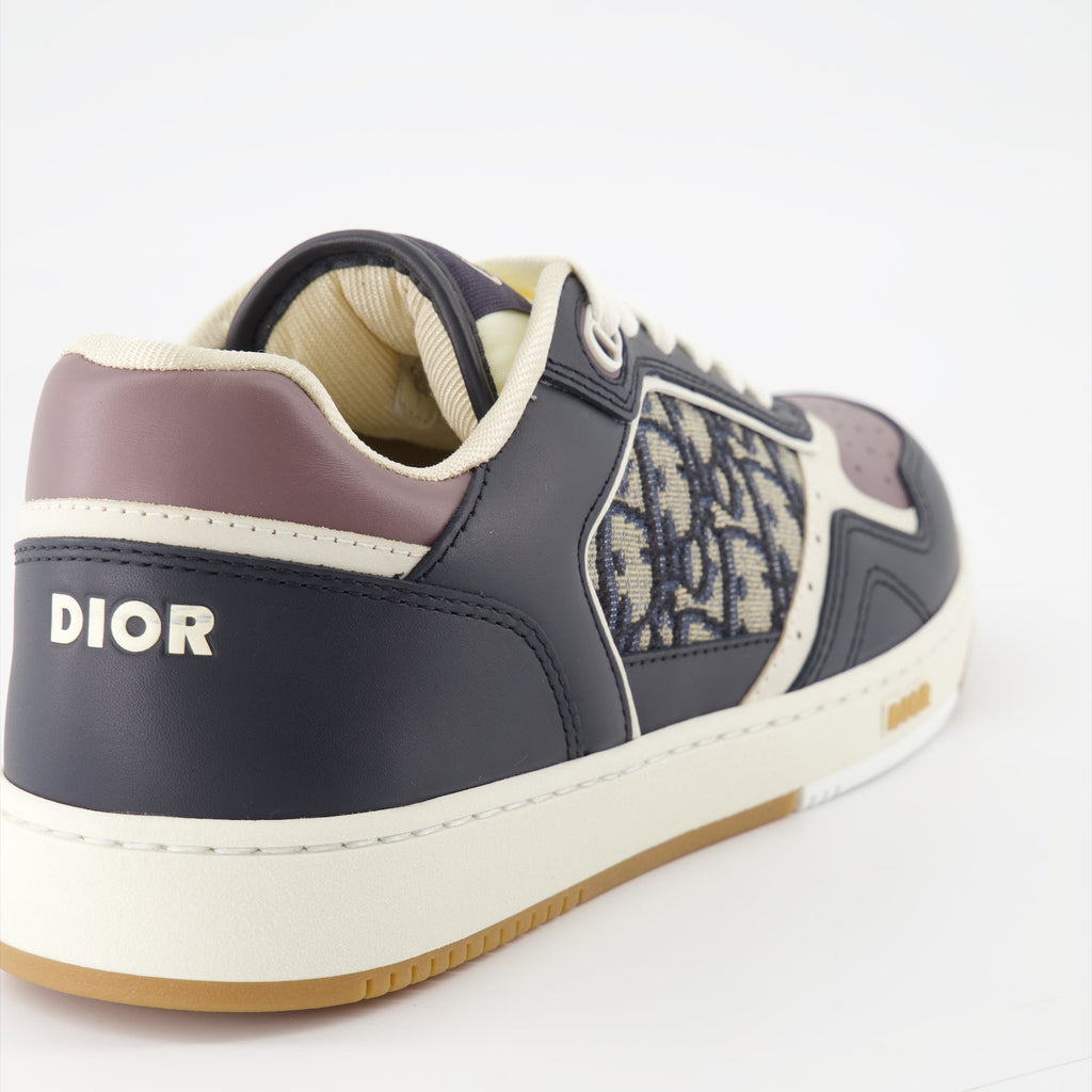 B27 sneakers