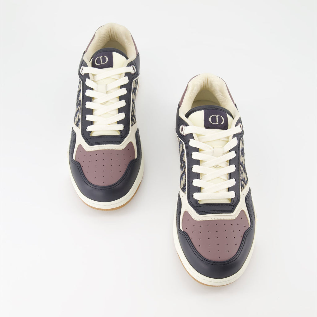 B27 sneakers