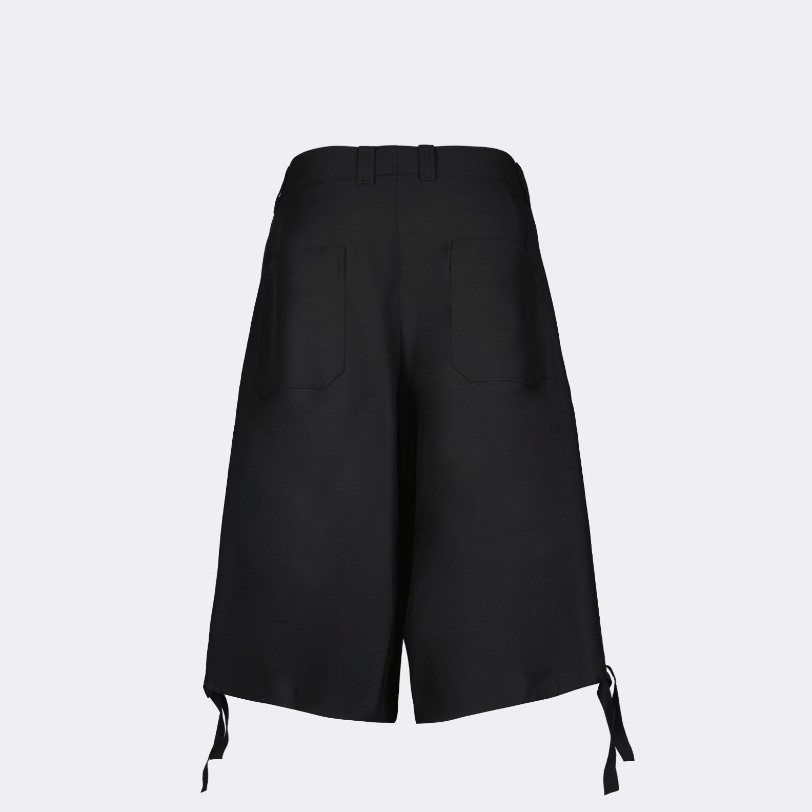 Wide Bermuda shorts