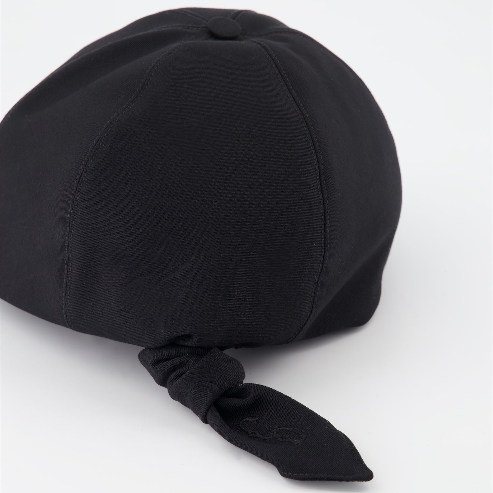 Bow Cap