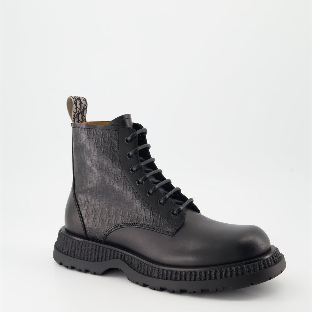 Buffalo Lace-Up Ankle Boots
