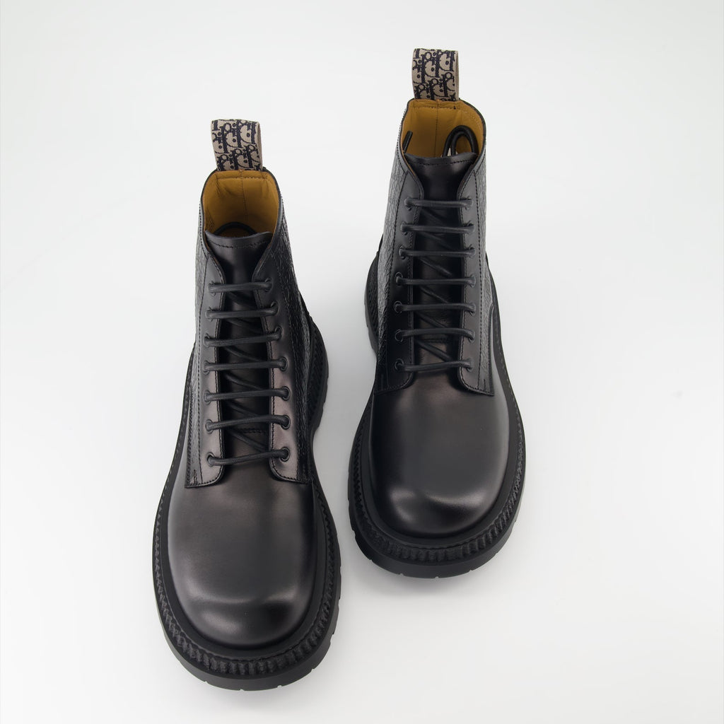 Buffalo Lace-Up Ankle Boots