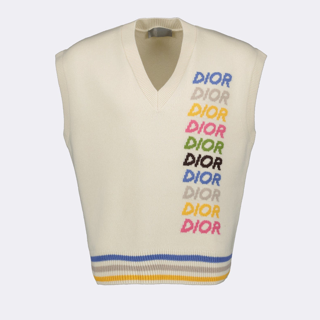 Sleeveless sweater