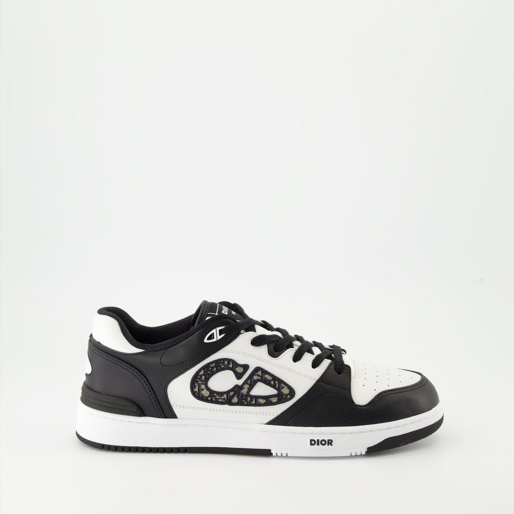 B57 Sneakers