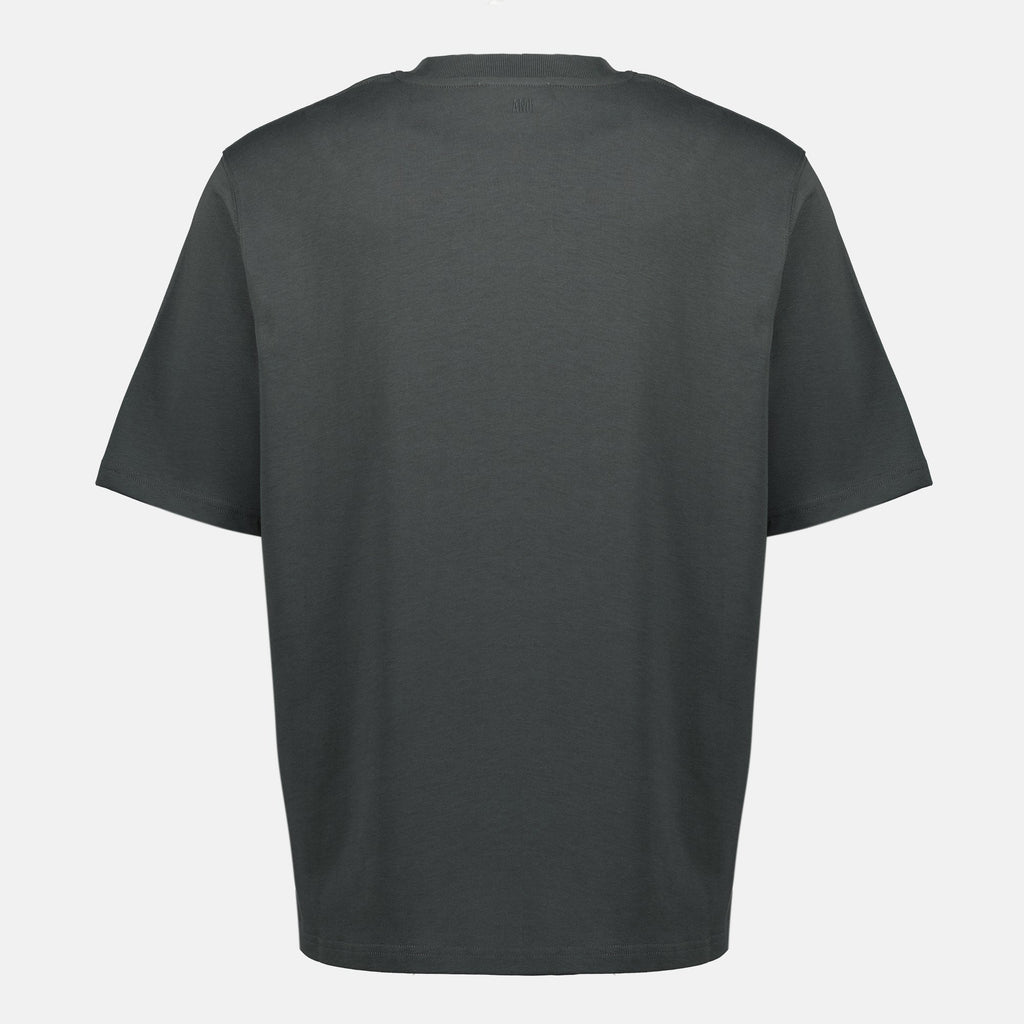 T-shirt logo