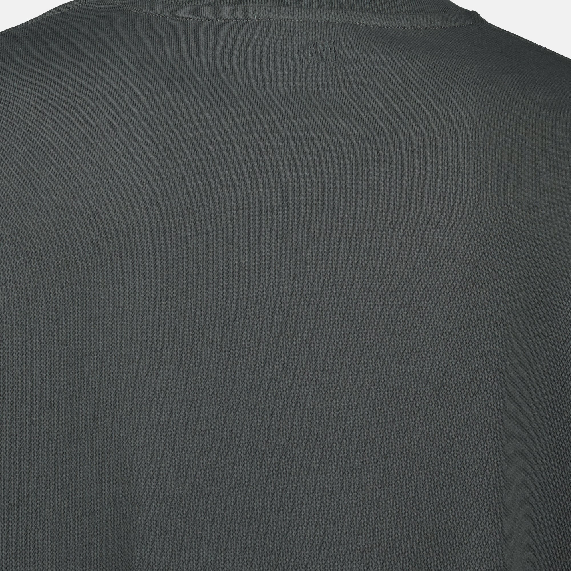 T-shirt logo