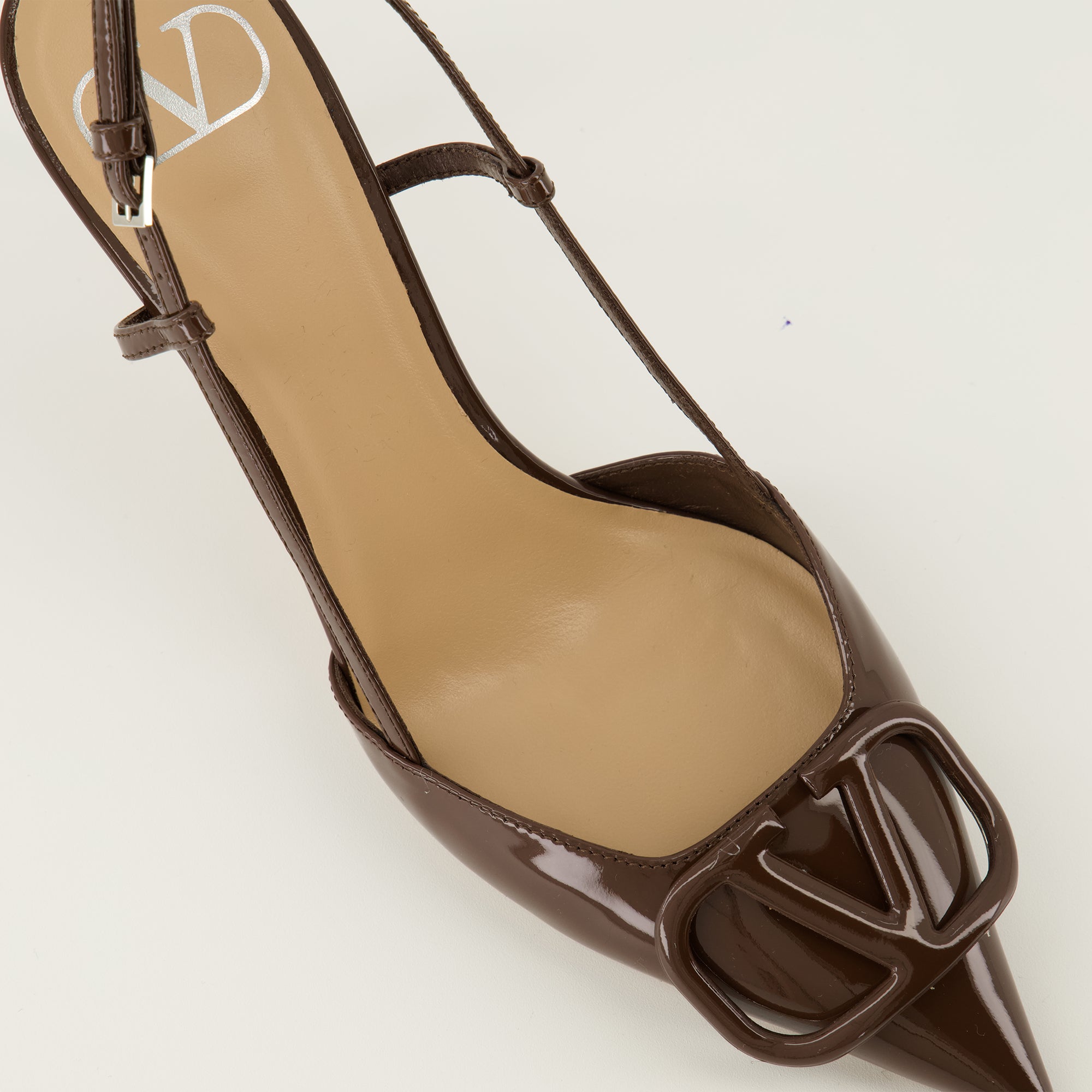 VLogo Heels