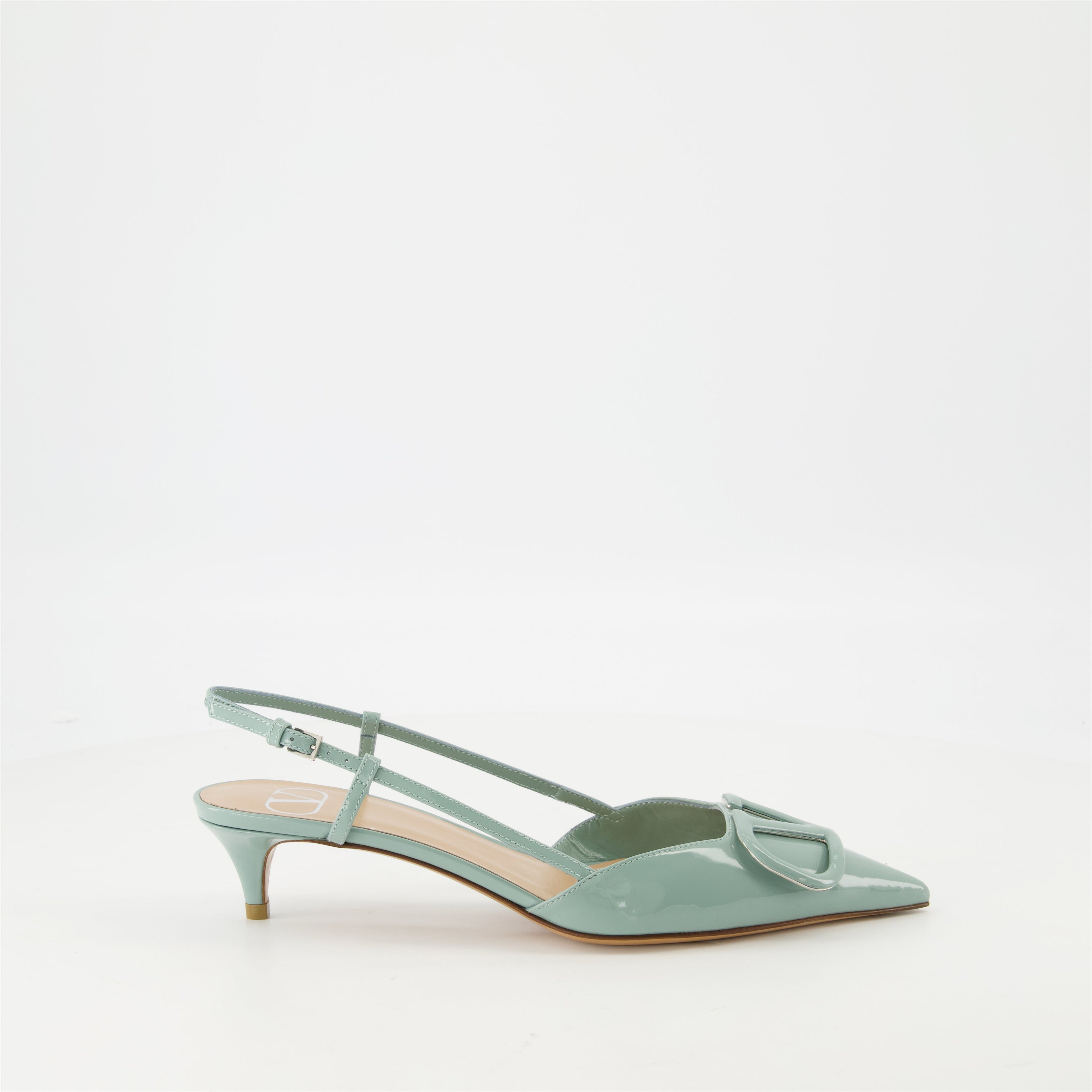 VLogo Pumps