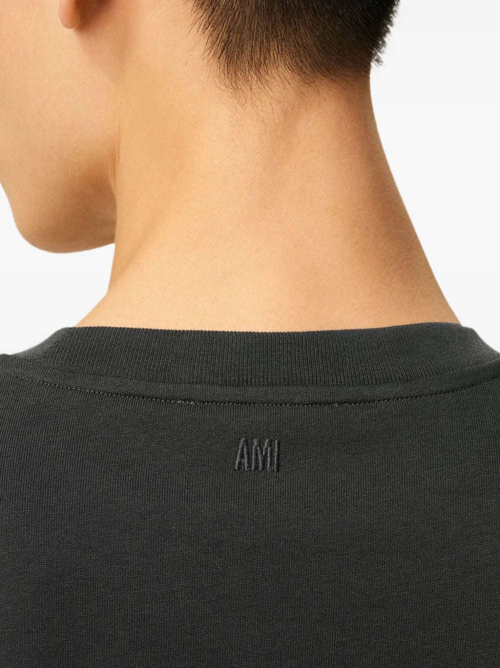 T-shirt logo