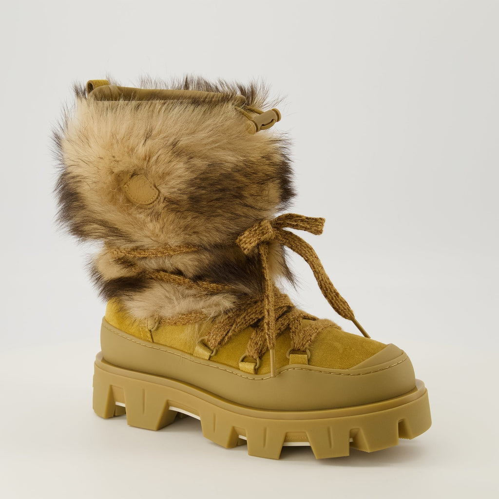 Peak Boots