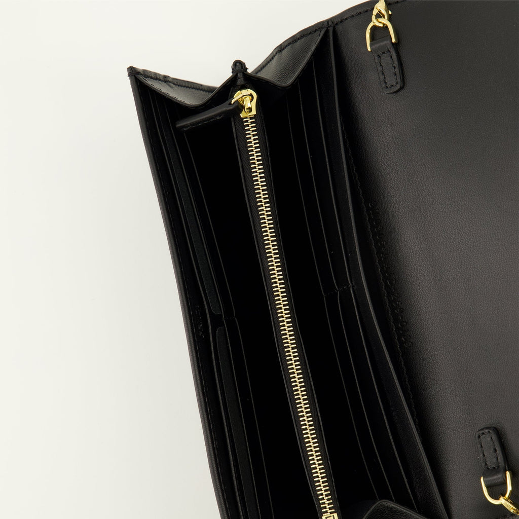 Chain Baguette Wallet