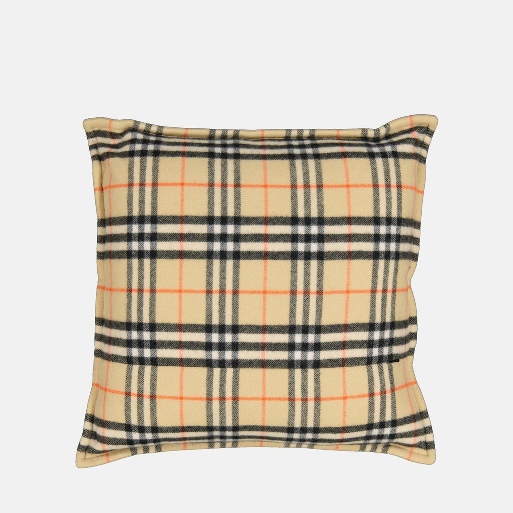 Check Cushion