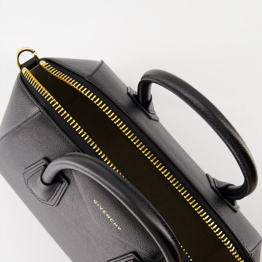 Antigona Leather Bag