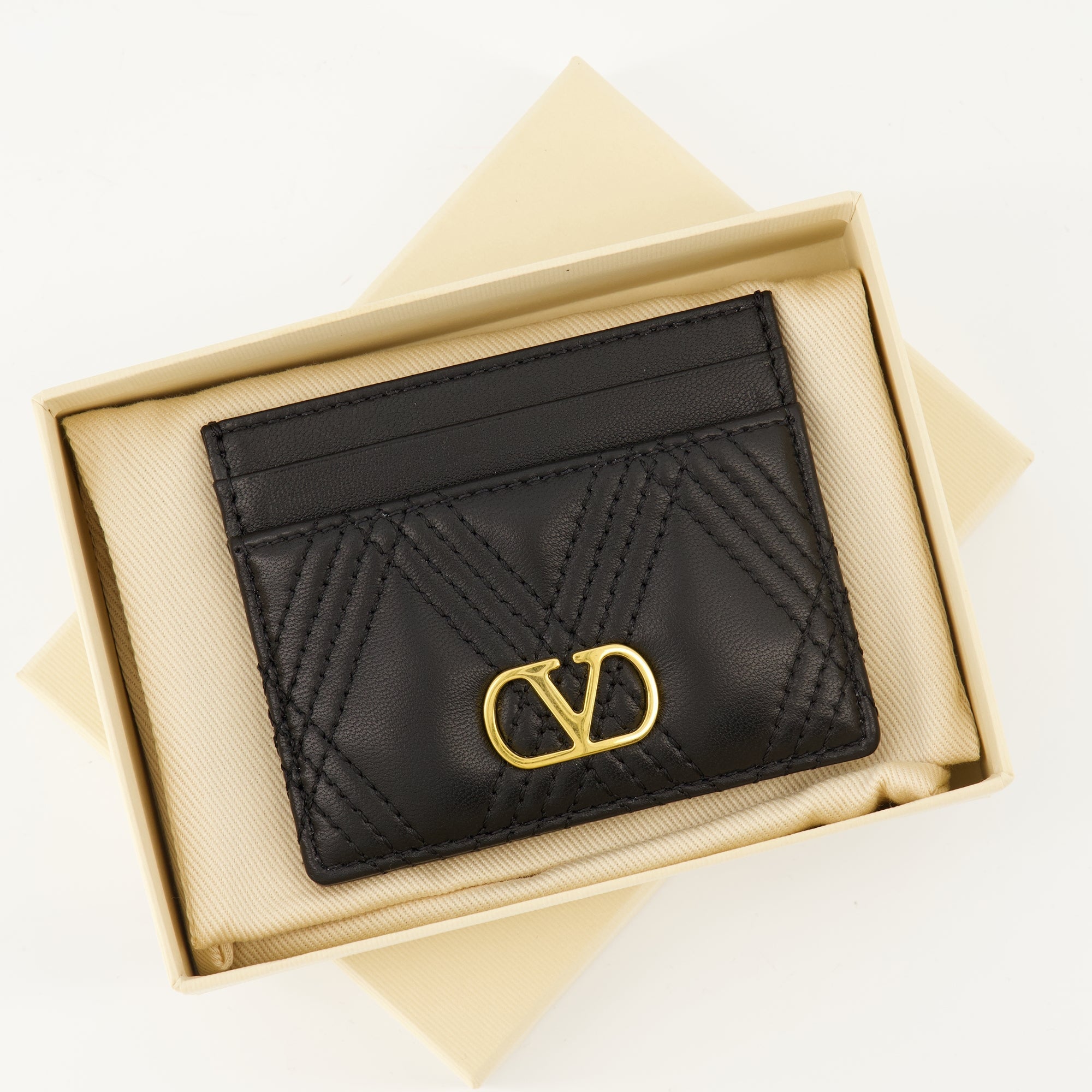 Quiltie 67 Card Holder