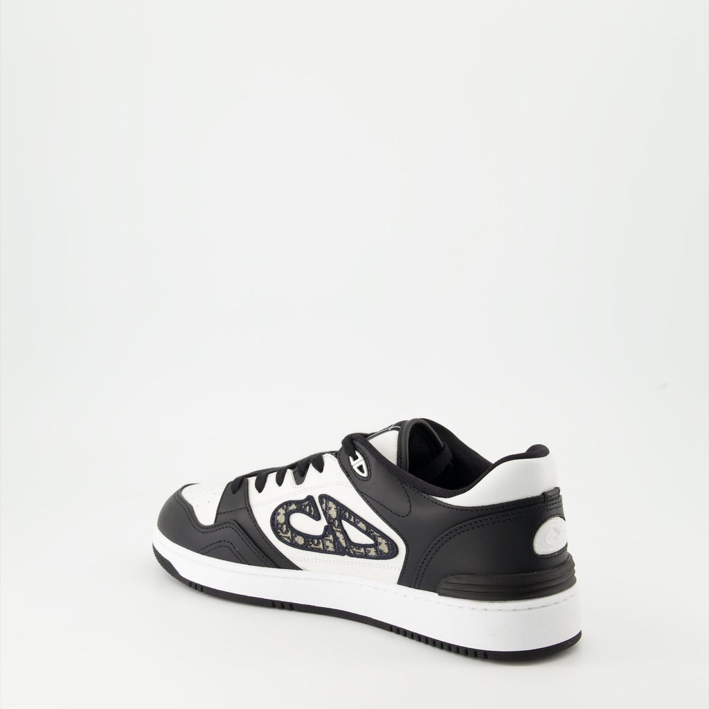 B57 Sneakers