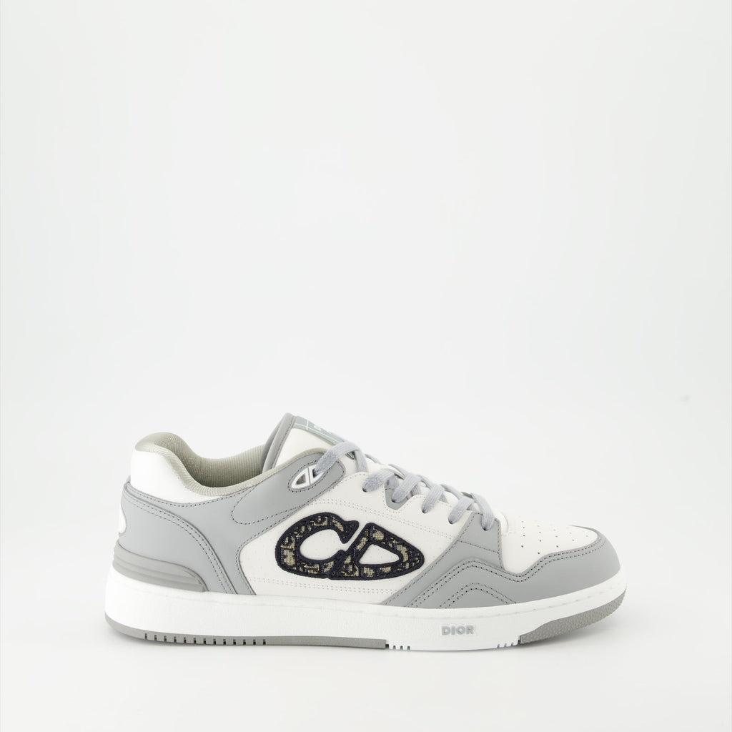 B57 Sneakers