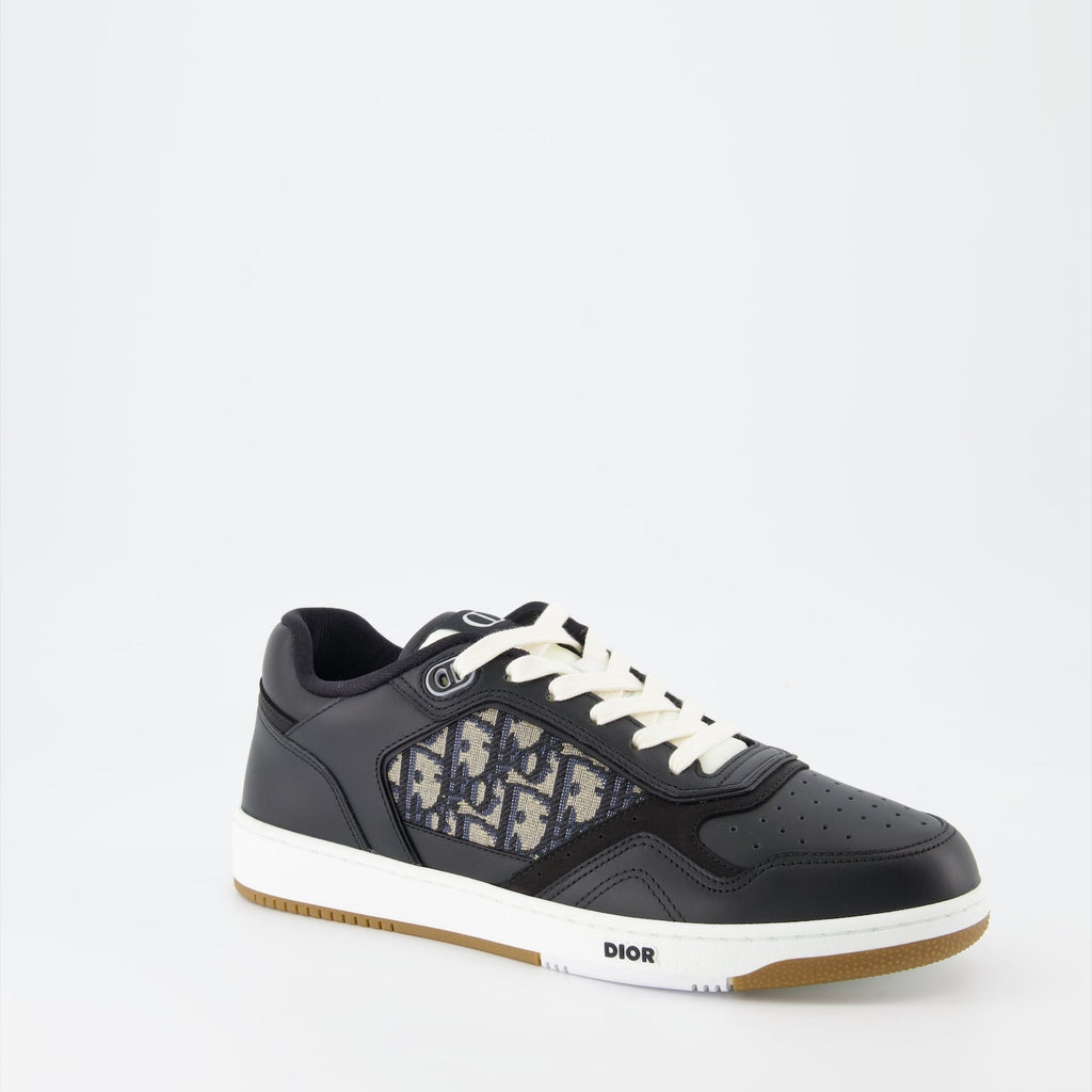 B27 sneakers