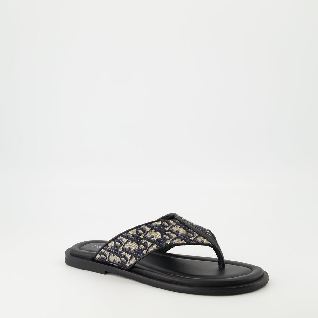 Alias Sandals