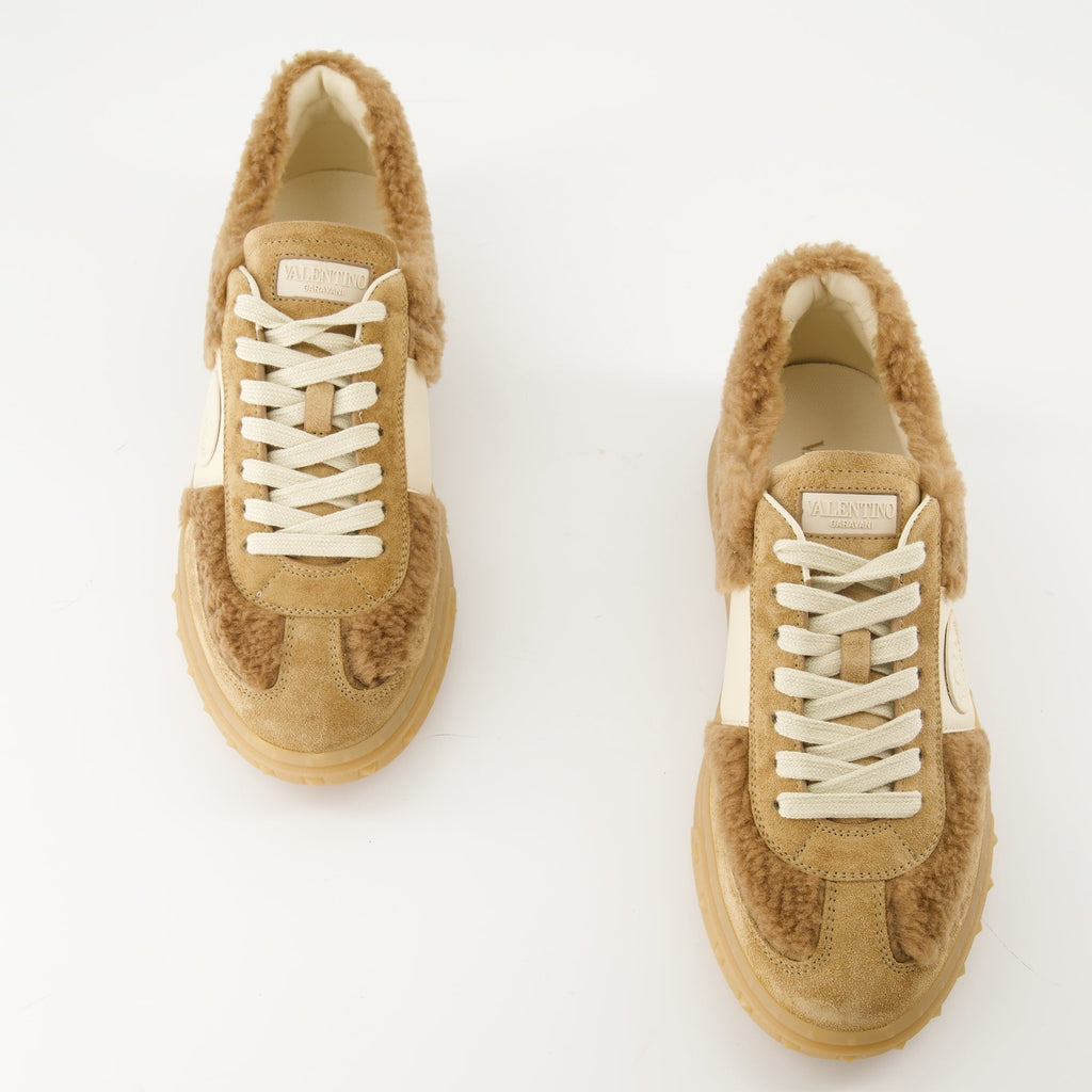 UpVillage Sneakers