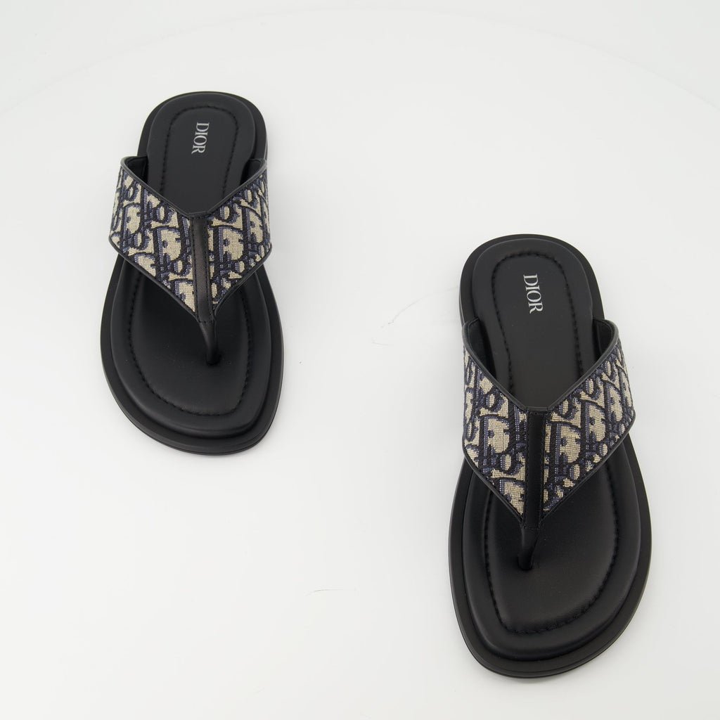 Alias Sandals