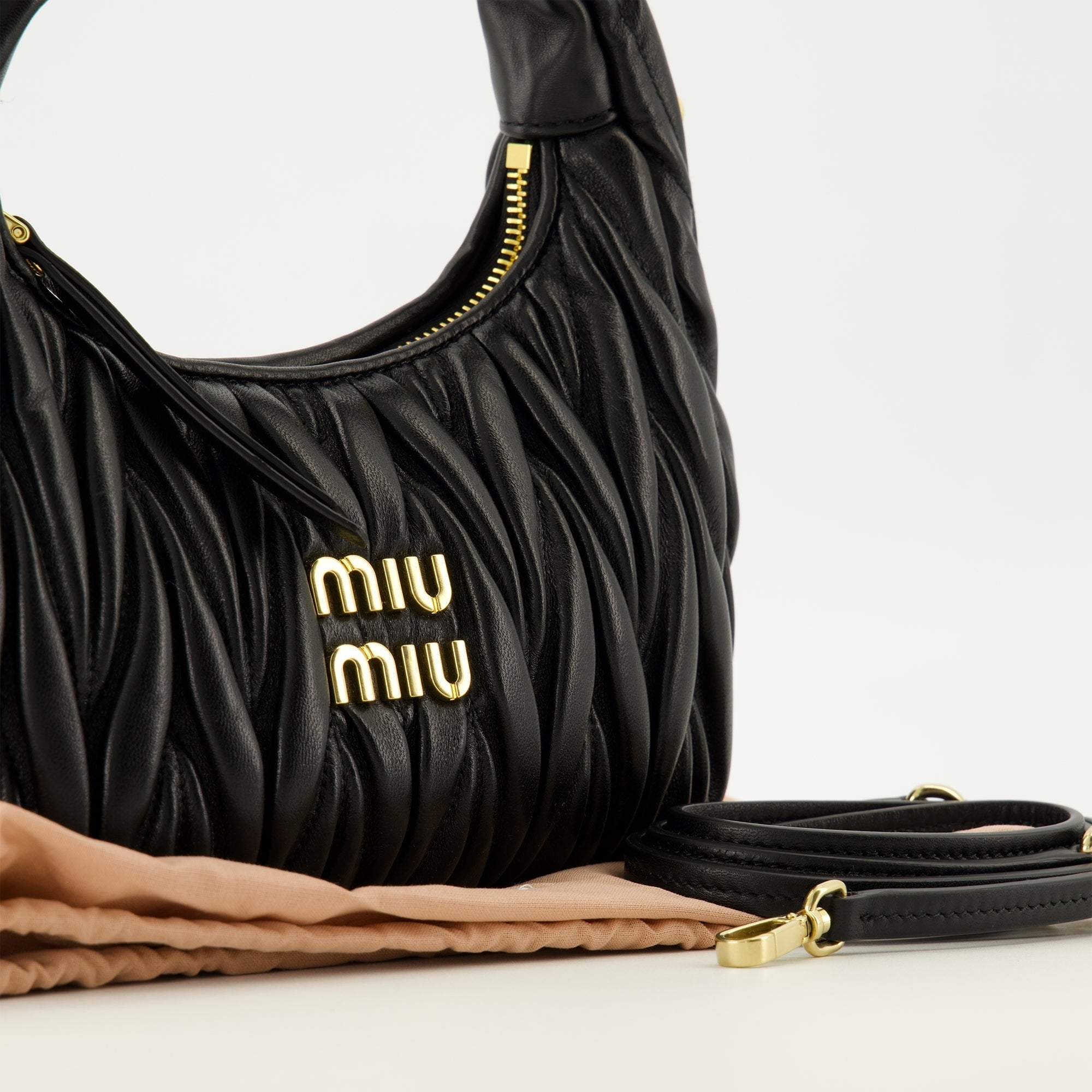 Wander Hobo Bag