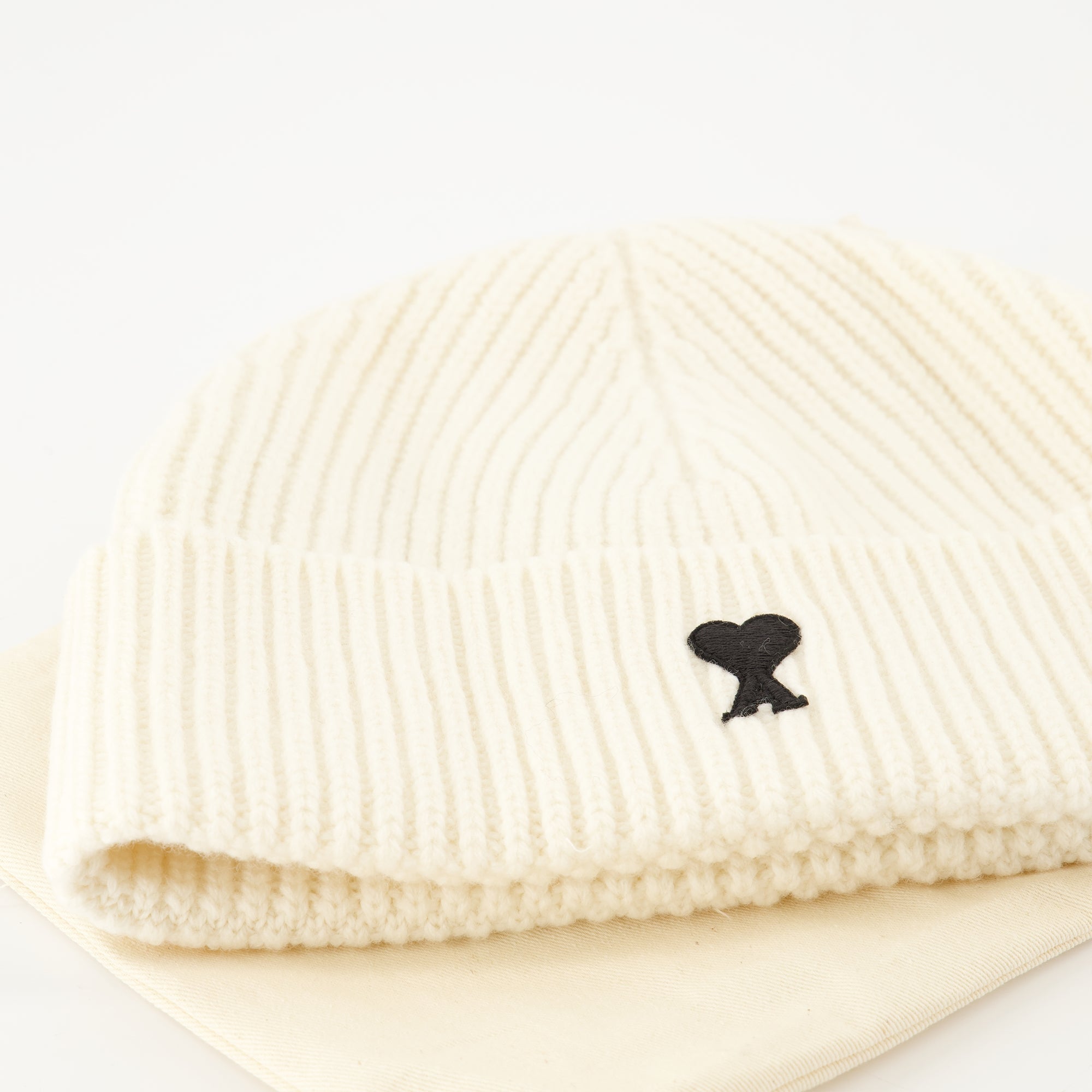 Ami de coeur Hat