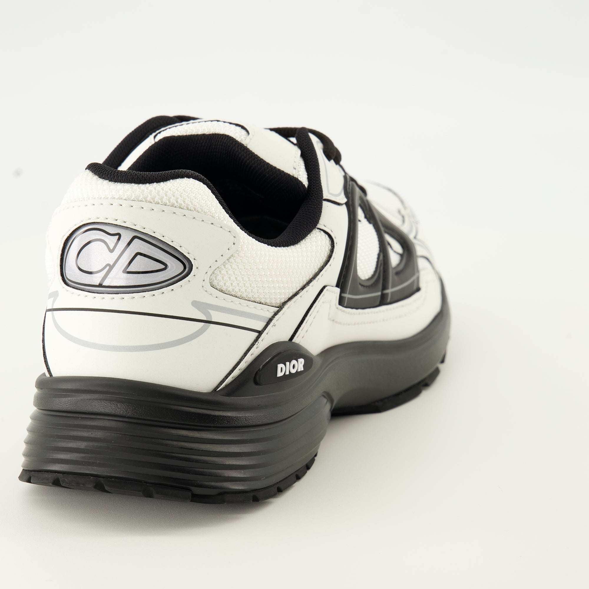B30 Sneakers