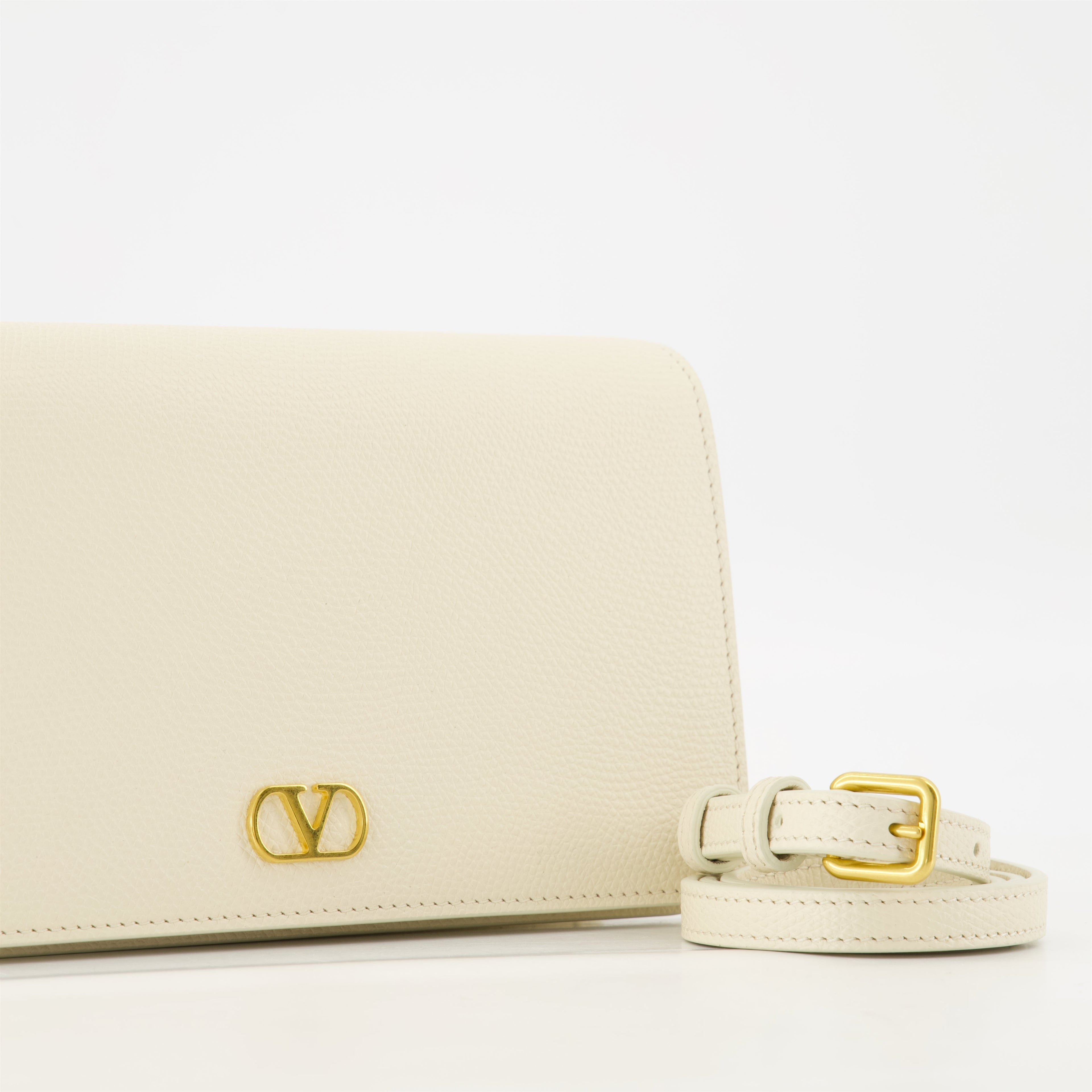 VLogo Pouch