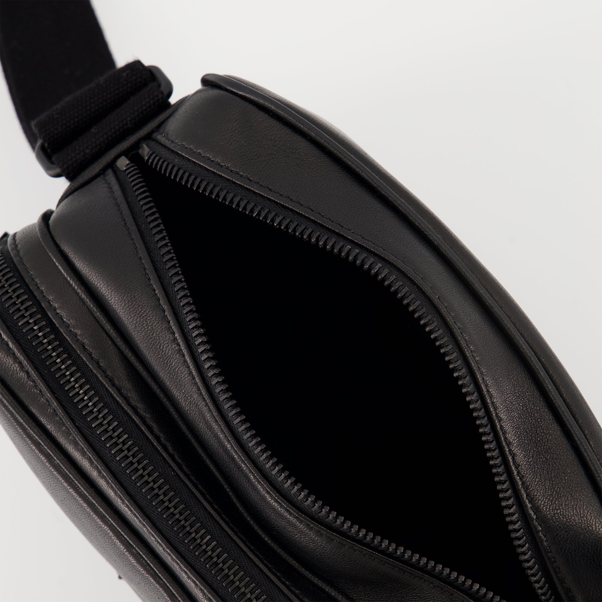 Niki Camera Bag